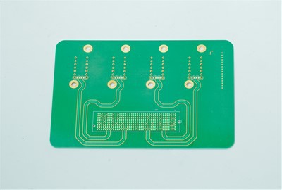 Hibridni dielektrični PCB
